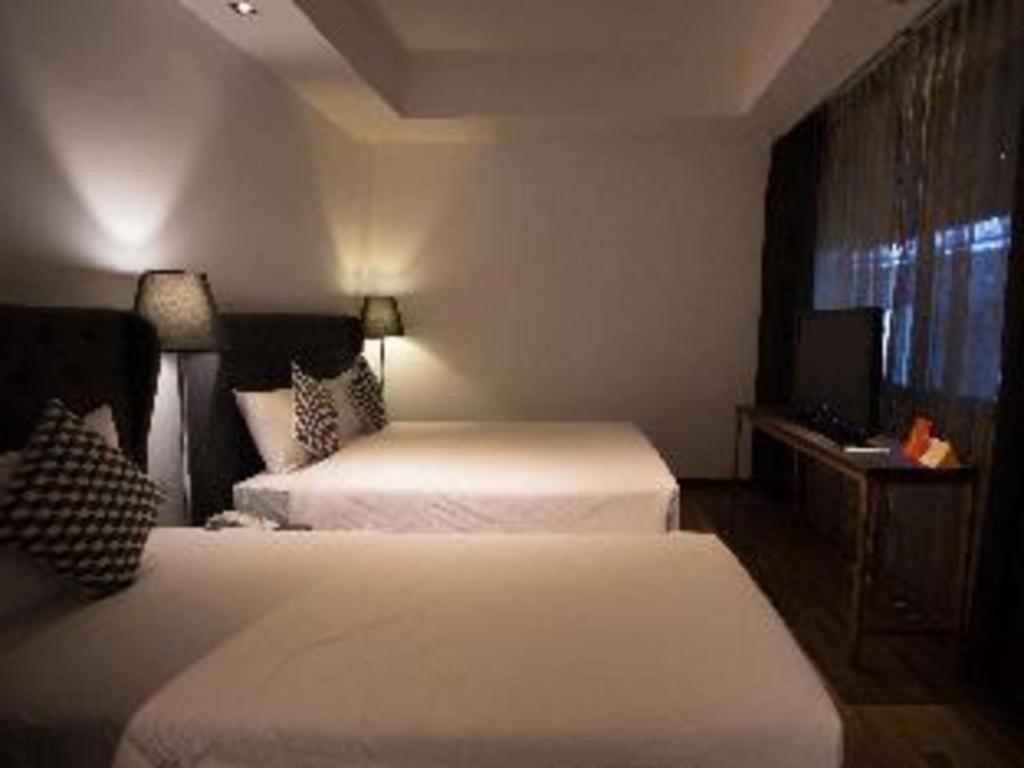 Hotel First House 3*
