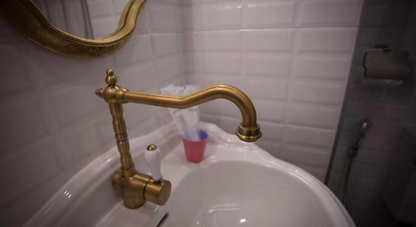 First House 3* Bangkok